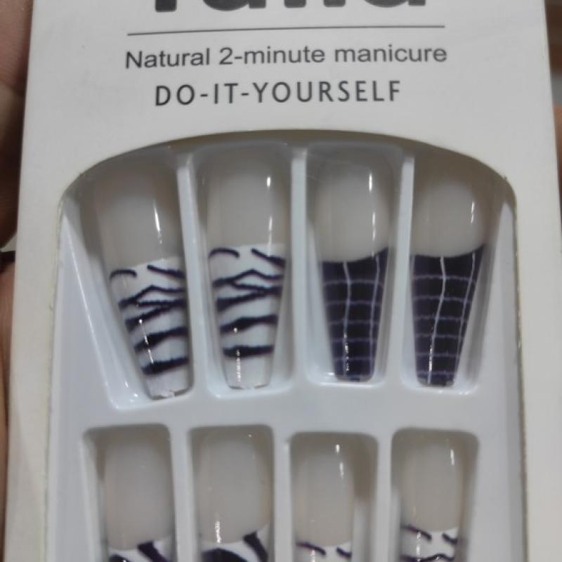 "Yalla" Artificial Nails - Natural 2-minute Manicure