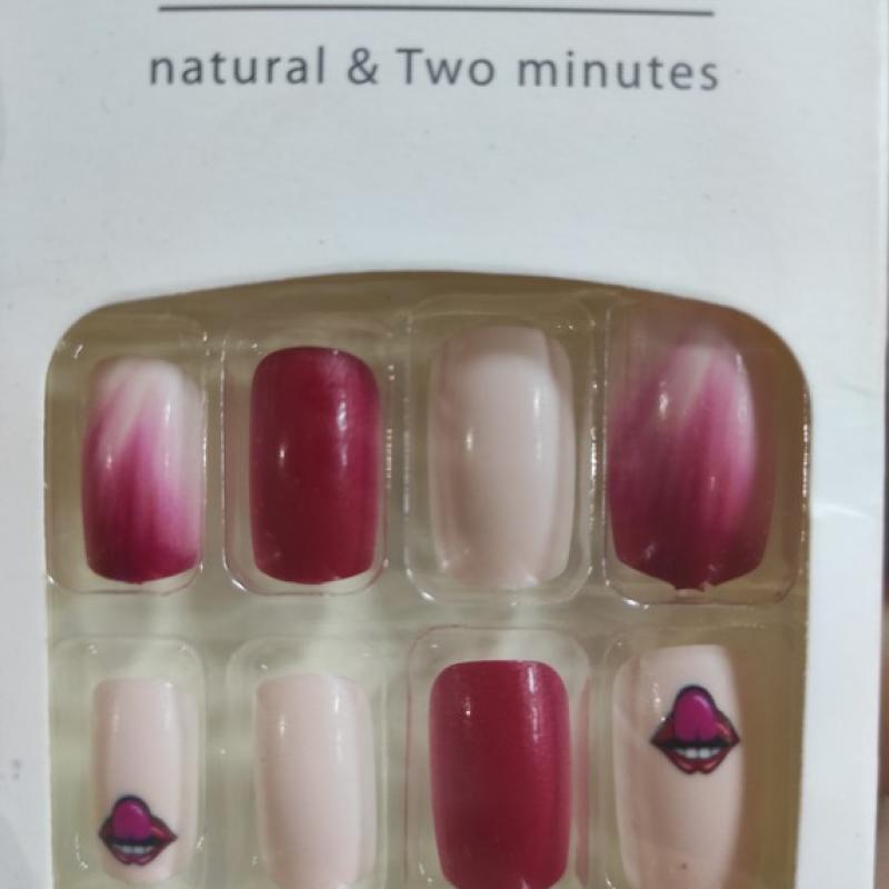 "Yalla" Wide High-Quality Artificial Nails - Natural 2-Minute Manicure