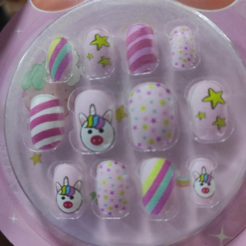 Kids Fake Nails Girls Press on Nails Girls False Nails On Pre-glue Full Cover Children Artificial Fake Nail Tips Pre Glue Full Cover