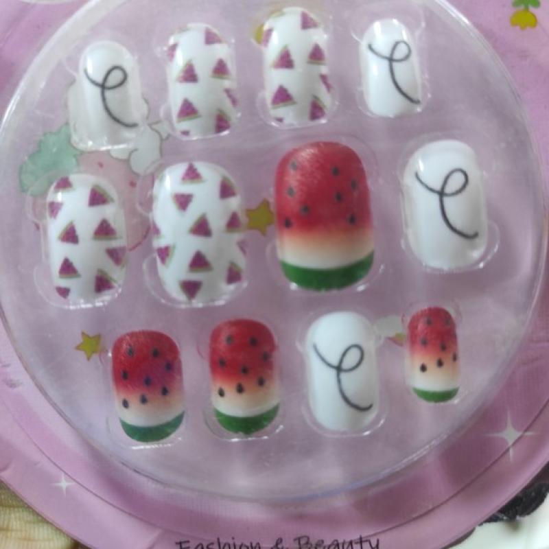 Kids Fake Nails Girls Press on Nails Girls False Nails On Pre-glue Full Cover Children Artificial Fake Nail Tips Pre Glue Full Cover
