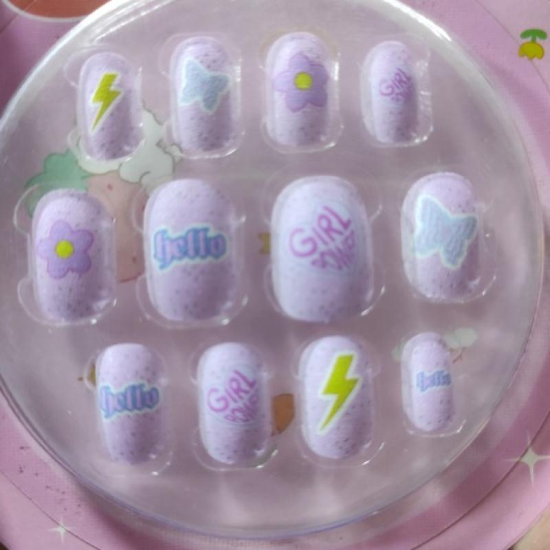 Kids Fake Nails Girls Press on Nails Girls False Nails On Pre-glue Full Cover Children Artificial Fake Nail Tips Pre Glue Full Cover