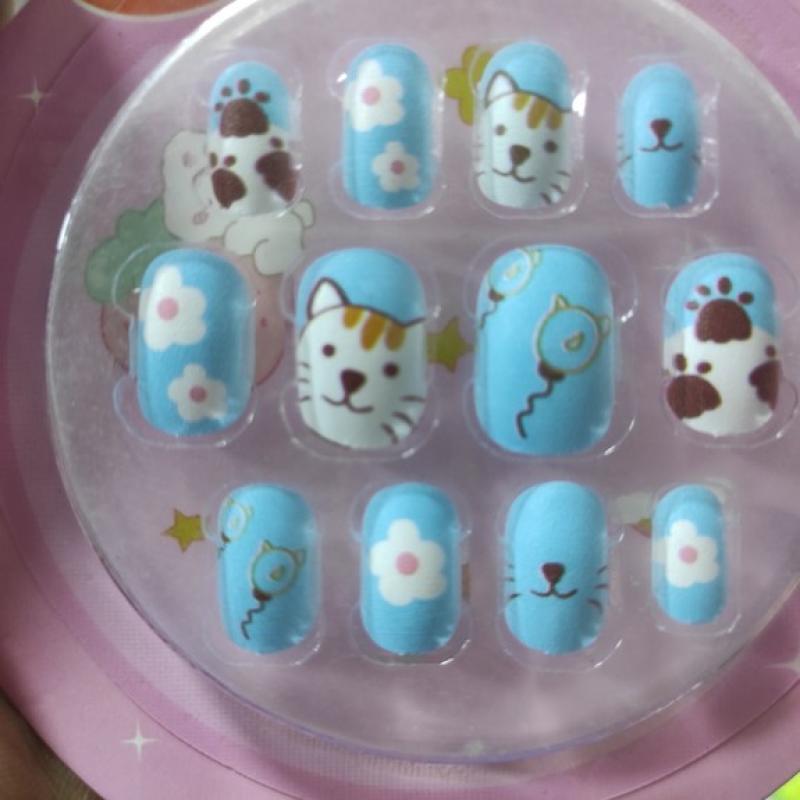 Kids Fake Nails Girls Press on Nails Girls False Nails On Pre-glue Full Cover Children Artificial Fake Nail Tips Pre Glue Full Cover