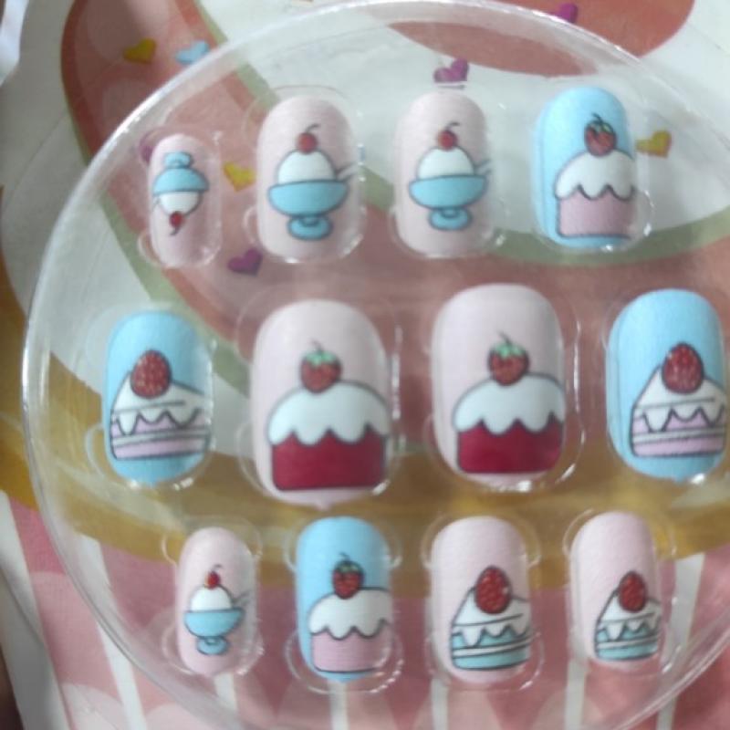 Kids Fake Nails Girls Press on Nails Girls False Nails On Pre-glue Full Cover Children Artificial Fake Nail Tips Pre Glue Full Cover