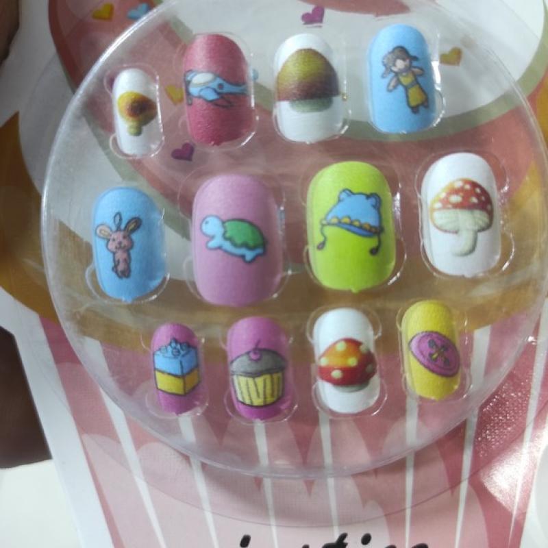 Kids Fake Nails Girls Press on Nails Girls False Nails On Pre-glue Full Cover Children Artificial Fake Nail Tips Pre Glue Full Cover